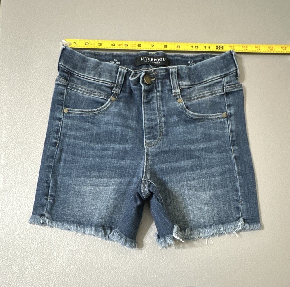 Liverpool Los Angeles The Short Women’s Blue Denim Cut Off Shorts 27 Mid Rise